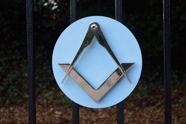 Freemasons and the Illuminati Feature Image