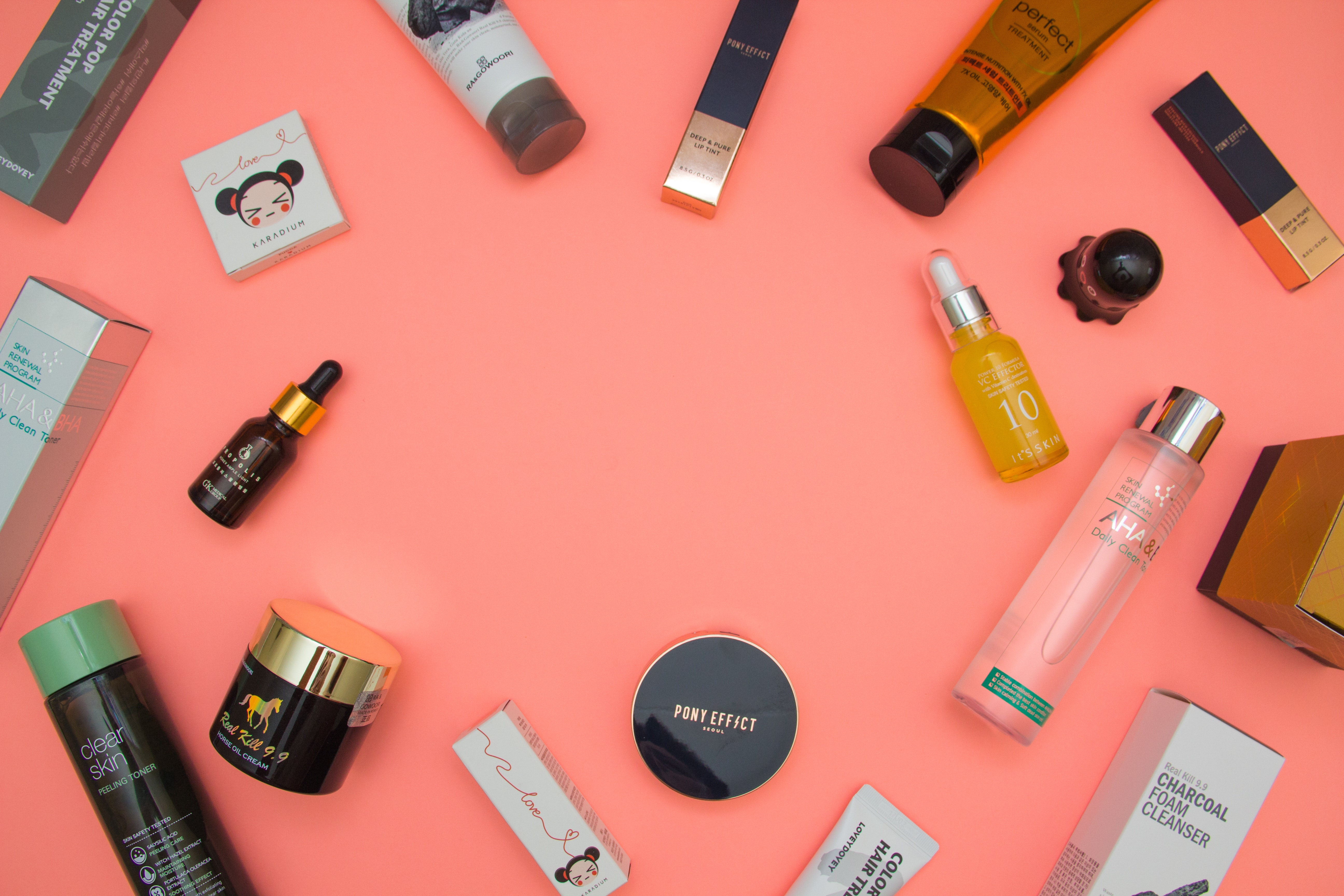 Choosing the Right Skincare Product Feature Image